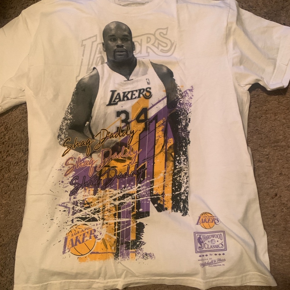 Men Mitchell & Ness White Lakers Shaq Tee